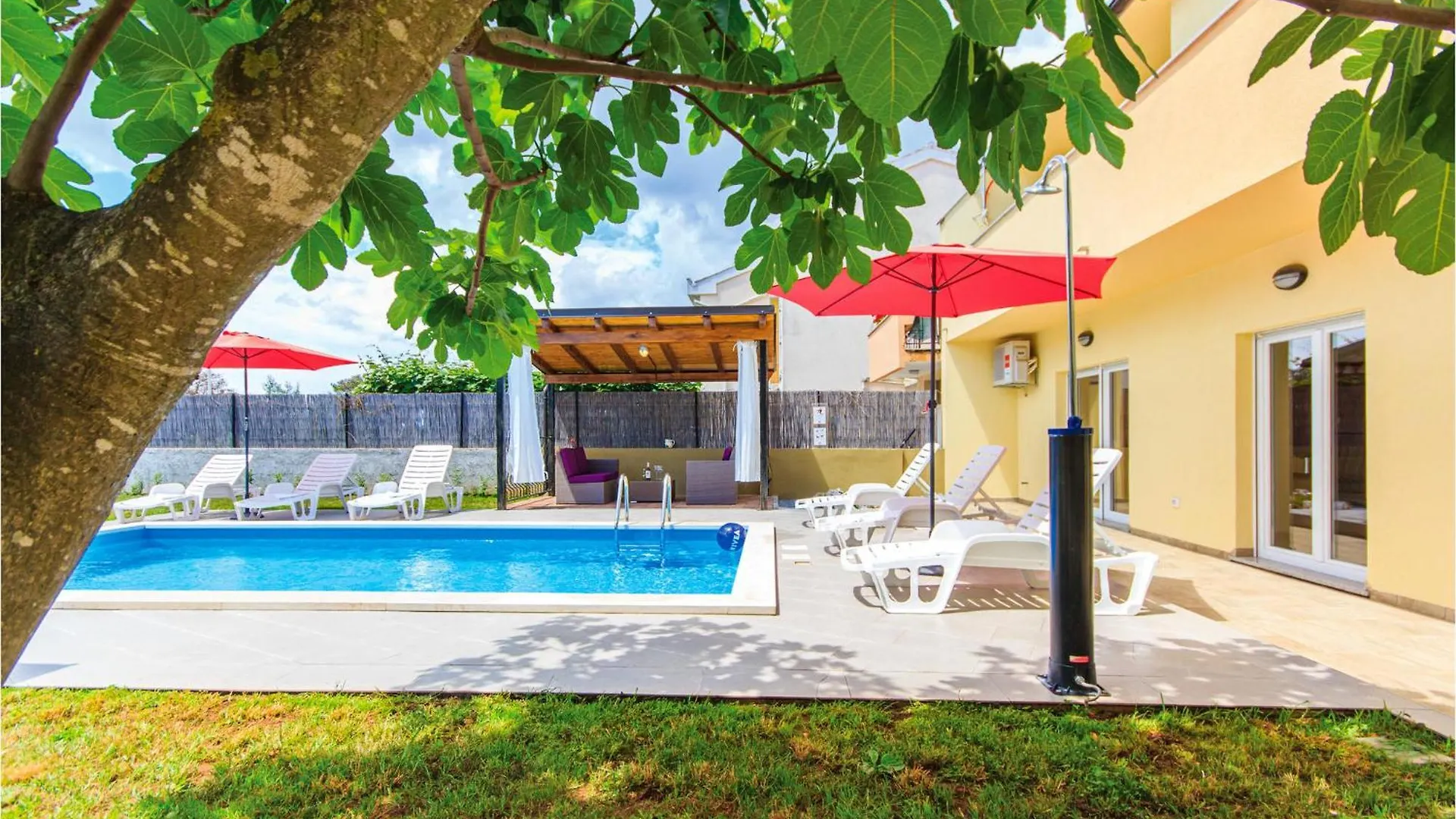 Stunning Home In Pula With Wifi 0*,  Croatia
